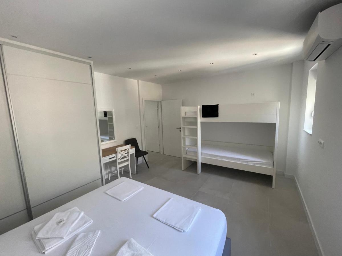 New Modern Deluxe Apartmens Domo