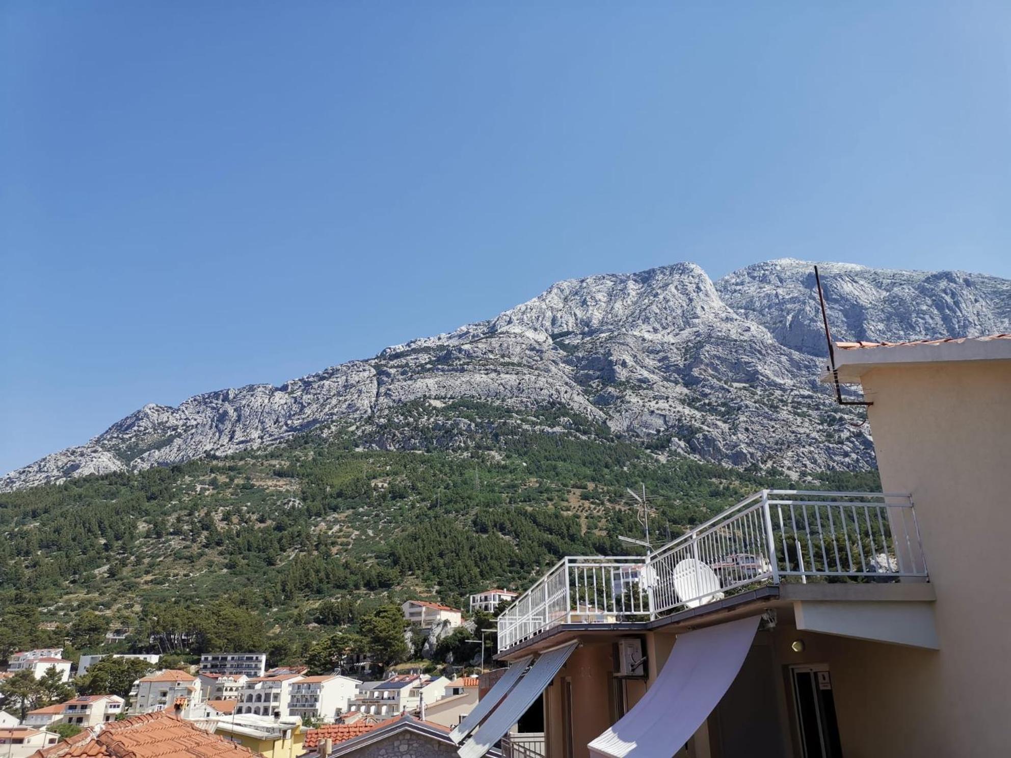 New Modern Deluxe Apartmens Domo Apartment Baska Voda
